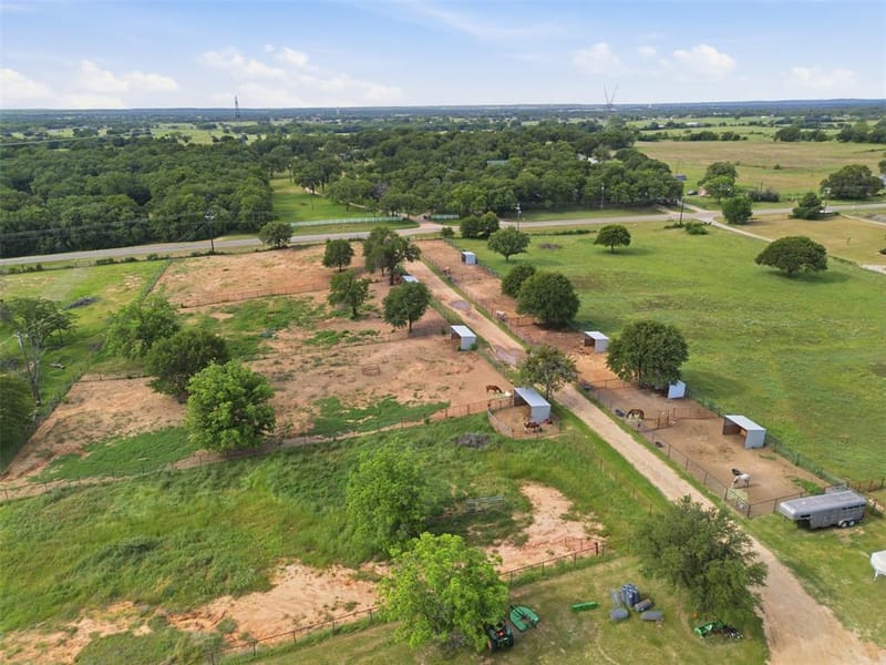 3166 Fm 2048, Boyd TX 76023 - Photo 21