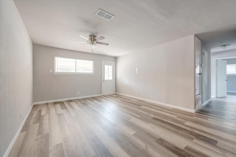 1902 Alan A Dale Road, Arlington TX 76013 - Photo 6