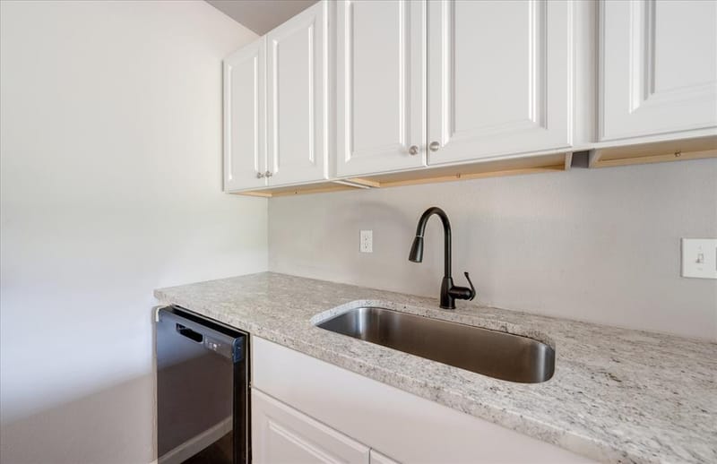 1902 Alan A Dale Road, Arlington TX 76013 - Photo 9