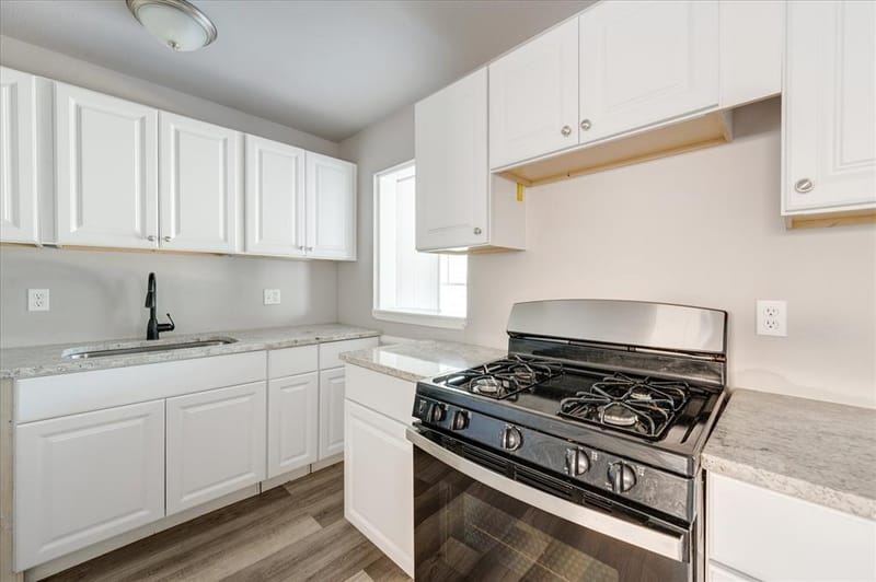 1902 Alan A Dale Road, Arlington TX 76013 - Photo 10