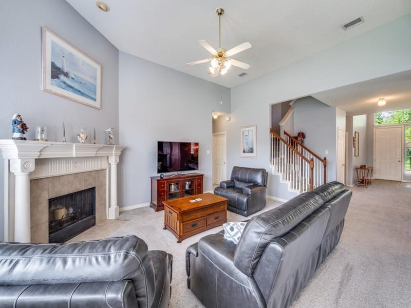 7931 Greenvalley Lane, Frisco TX 75033 - Photo 2