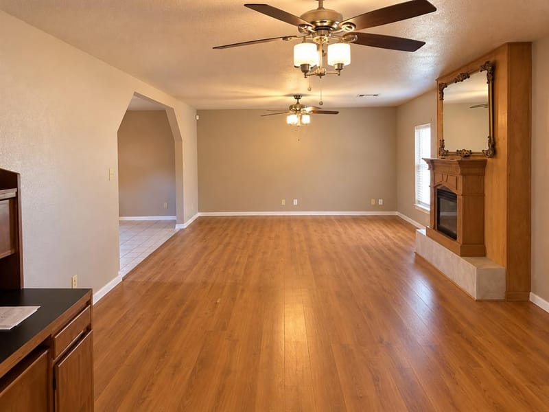 530 Richardson Street, Jacksboro TX 76458 - Photo 5