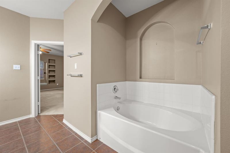 3309 Landhope Circle, Arlington TX 76016 - Photo 19