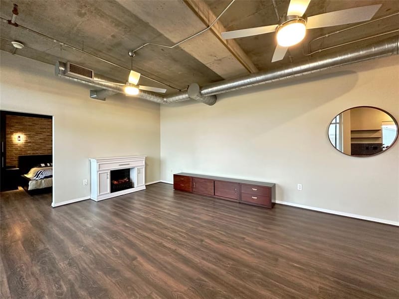 1001 Belleview Street # 307, Dallas TX 75215 - Photo 27
