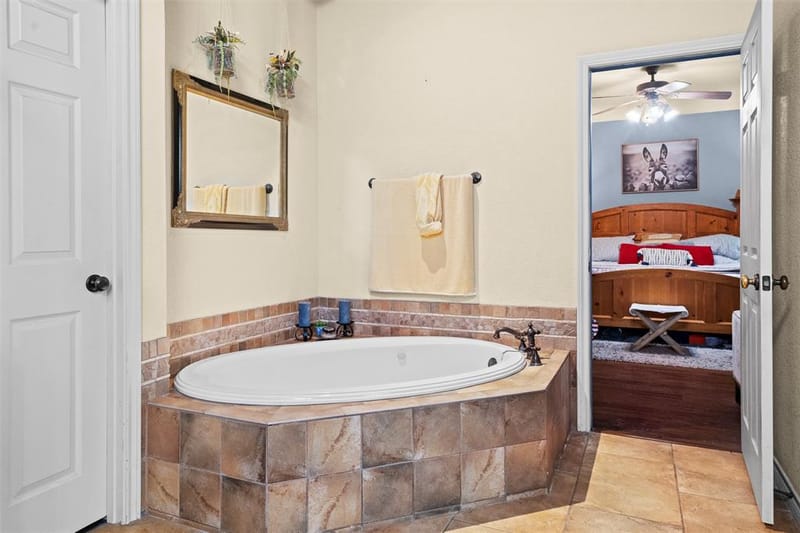 1561 Saint Andrews Drive, Red Oak TX 75154 - Photo 13