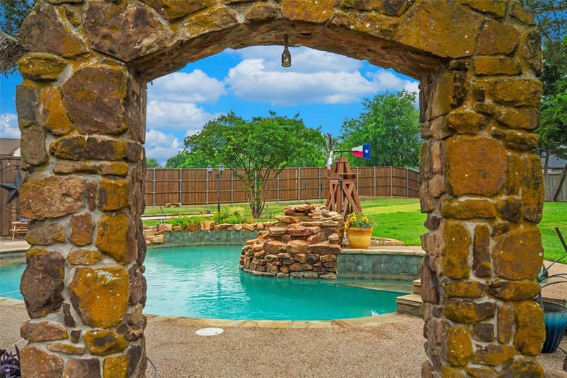 1561 Saint Andrews Drive, Red Oak TX 75154 - Photo 20