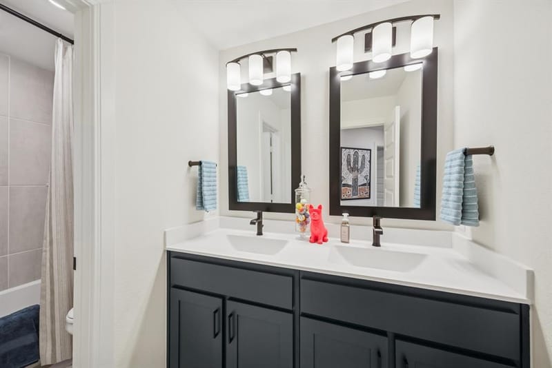 1001 Marigold Lane, Crowley TX 76036 - Photo 23
