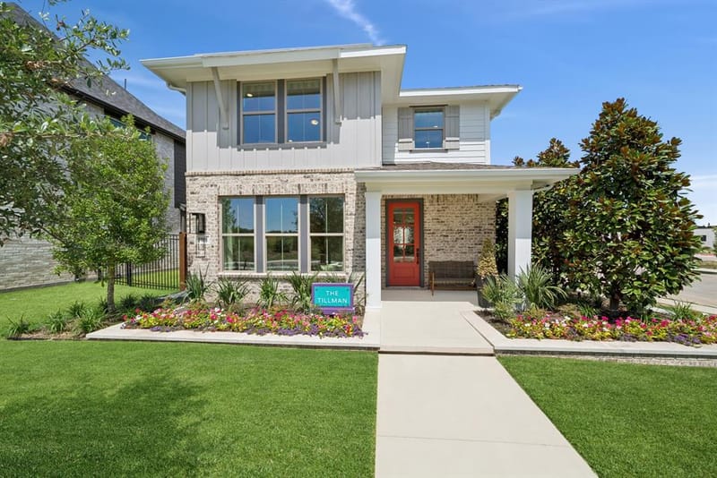 1001 Marigold Lane, Crowley TX 76036