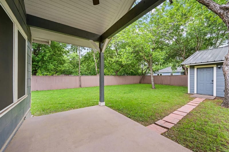 800 N Clements Street, Gainesville TX 76240 - Photo 22
