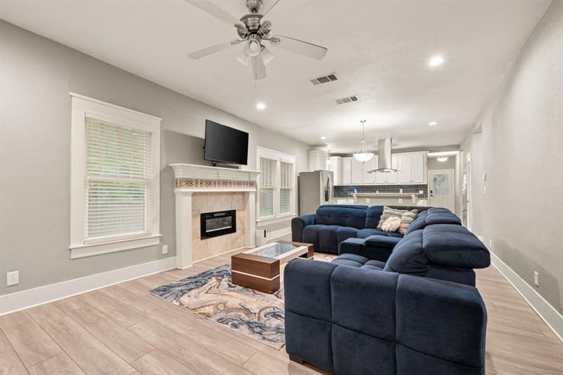 800 N Clements Street, Gainesville TX 76240 - Photo 7
