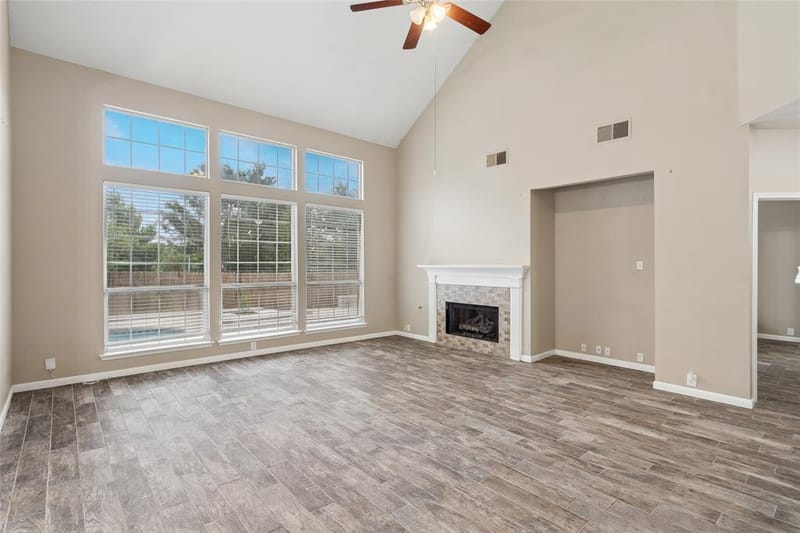 2702 Saint Charles Drive, Mansfield TX 76063 - Photo 6