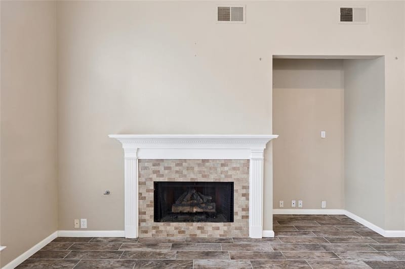2702 Saint Charles Drive, Mansfield TX 76063 - Photo 7