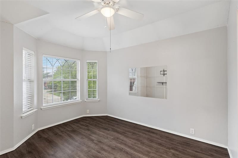 2702 Saint Charles Drive, Mansfield TX 76063 - Photo 20