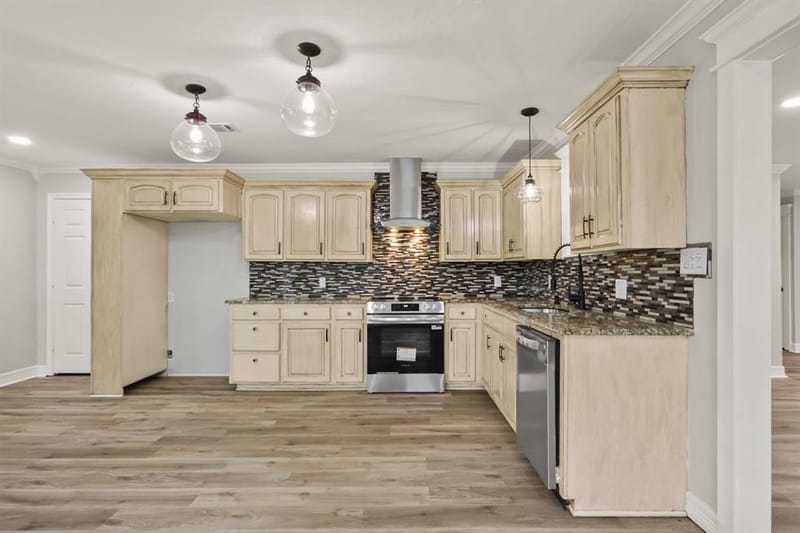194 County Road 1720, Mount Pleasant TX 75455 - Photo 13