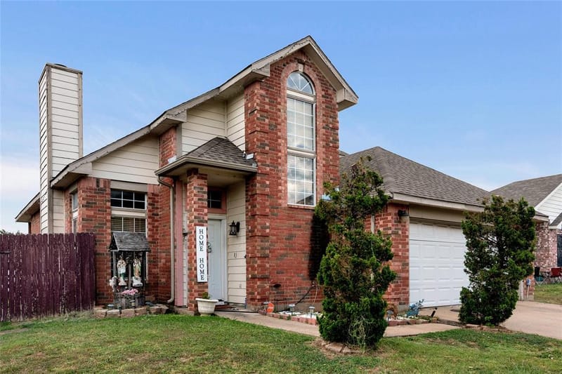 8405 Tallahassee Lane, Fort Worth TX 76123 - Photo 3