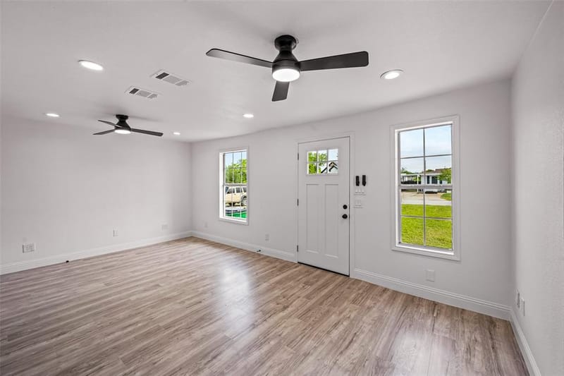 5225 Urbanview Street, Sansom Park TX 76114 - Photo 7