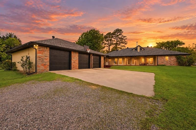 66 Tucker Street, Pottsboro TX 75076