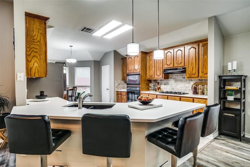 15555 Wrangler Drive, Frisco TX 75035 - Photo 3