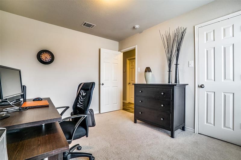 15555 Wrangler Drive, Frisco TX 75035 - Photo 14
