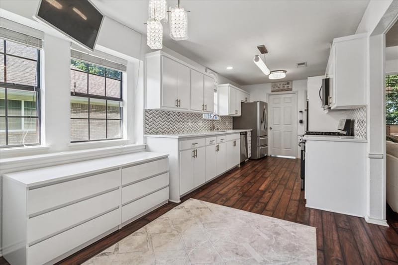 4436 Emerson Drive, Plano TX 75093 - Photo 10