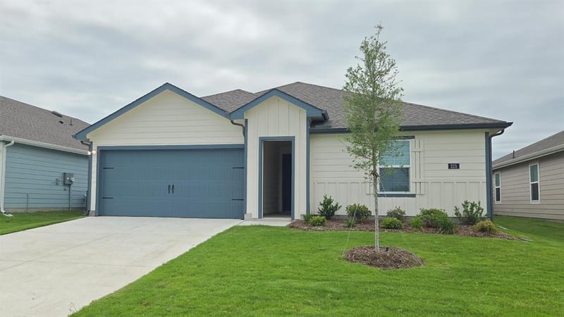 215 Desert Willow Way, Royse City TX 75189