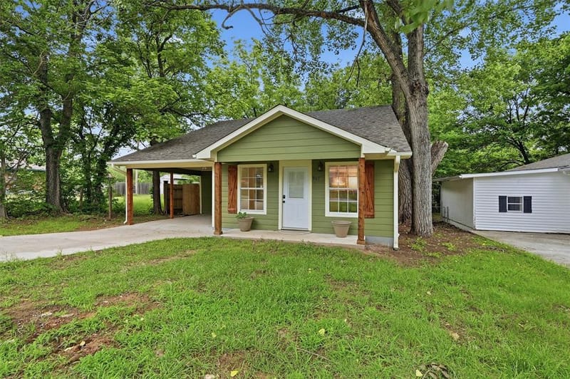 909 Thatcher Street, Denison TX 75020 - Photo 23