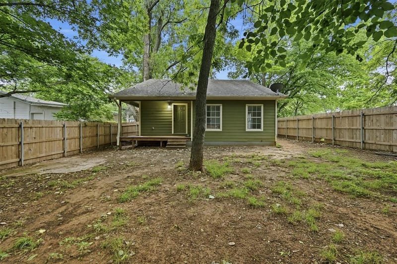 909 Thatcher Street, Denison TX 75020 - Photo 20