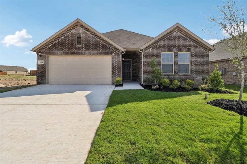 7424 Sunset Valley Lane, Denton TX 76259