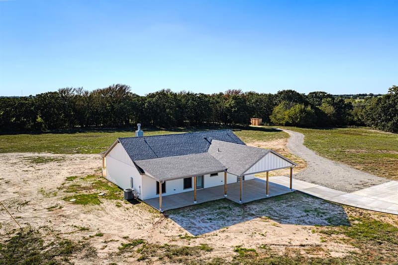 159 Lake Valley Road, Sunset TX 76270 - Photo 33