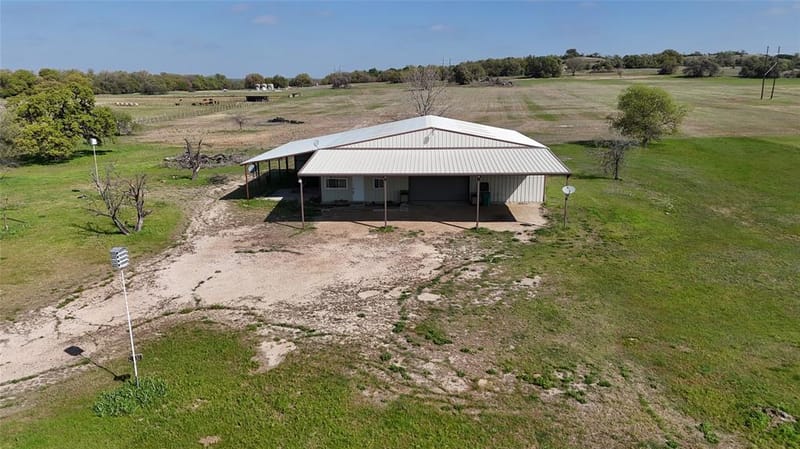 278 County Road 4460, Decatur TX 76234 - Photo 2