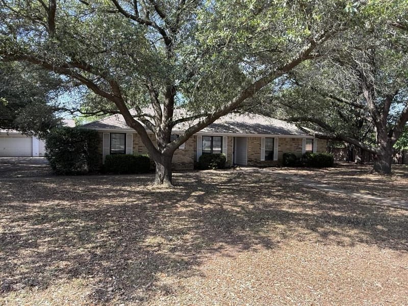 2921 Fladger Street, Denton TX 76207 - Photo 3