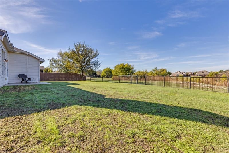 13729 Village Vista Drive, Fort Worth TX 76052 - Photo 32