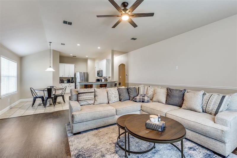 13729 Village Vista Drive, Fort Worth TX 76052 - Photo 15
