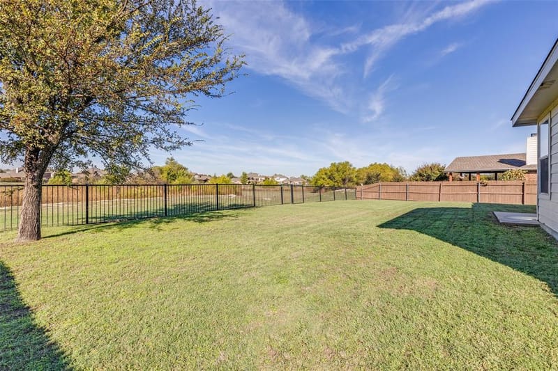 13729 Village Vista Drive, Fort Worth TX 76052 - Photo 31