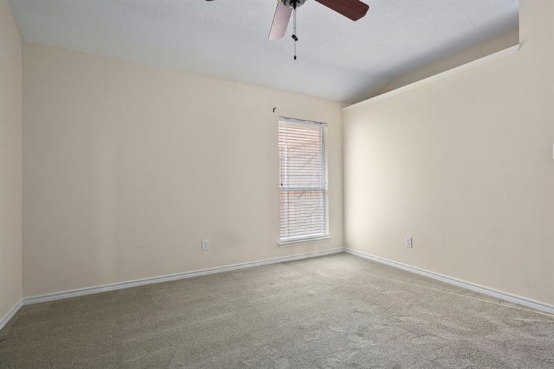 806 Green Apple Drive, Garland TX 75044 - Photo 17