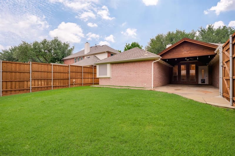 806 Green Apple Drive, Garland TX 75044 - Photo 22