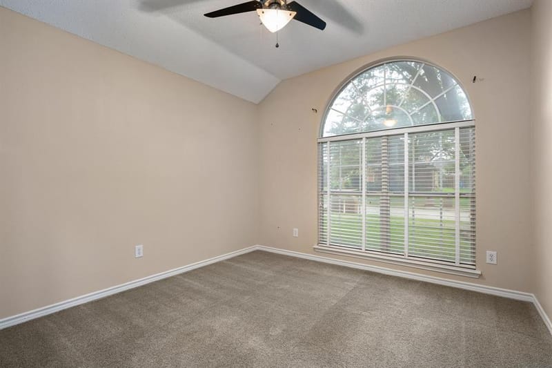 806 Green Apple Drive, Garland TX 75044 - Photo 18