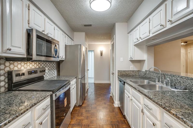 1206 Riverchase Lane # 251, Arlington TX 76011 - Photo 5