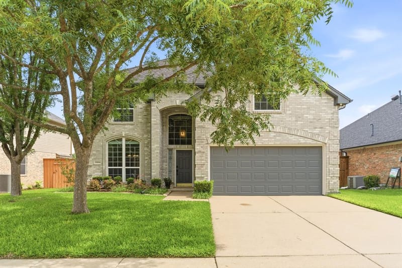 11954 Shoal Creek Drive, Frisco TX 75035 - Photo 2