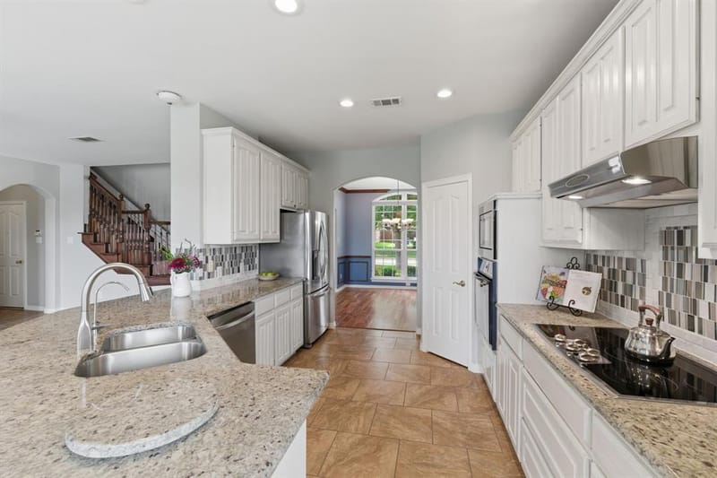 11954 Shoal Creek Drive, Frisco TX 75035 - Photo 13