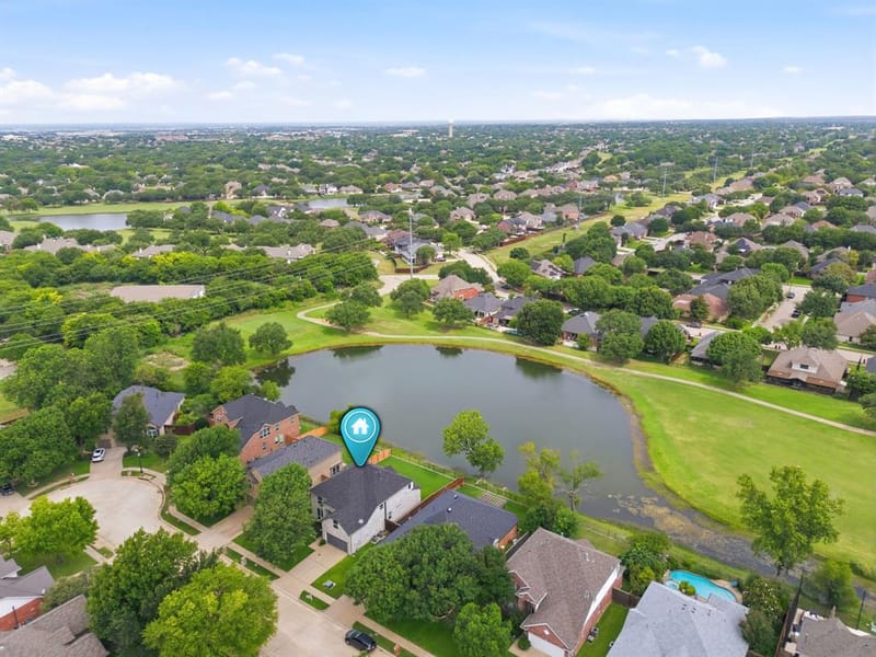 11954 Shoal Creek Drive, Frisco TX 75035 - Photo 5