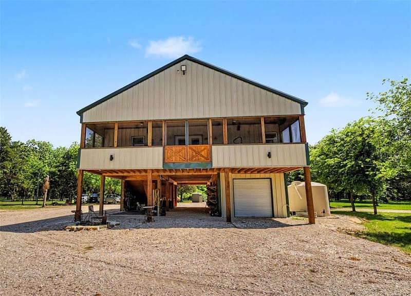 9439 County Road 103, Whitesboro TX 76273