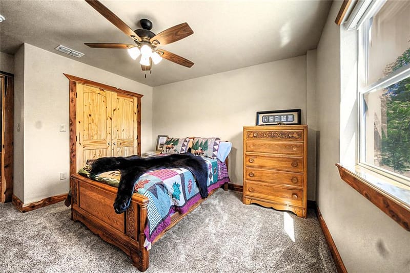 9439 County Road 103, Whitesboro TX 76273 - Photo 10