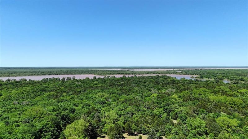 9439 County Road 103, Whitesboro TX 76273 - Photo 25