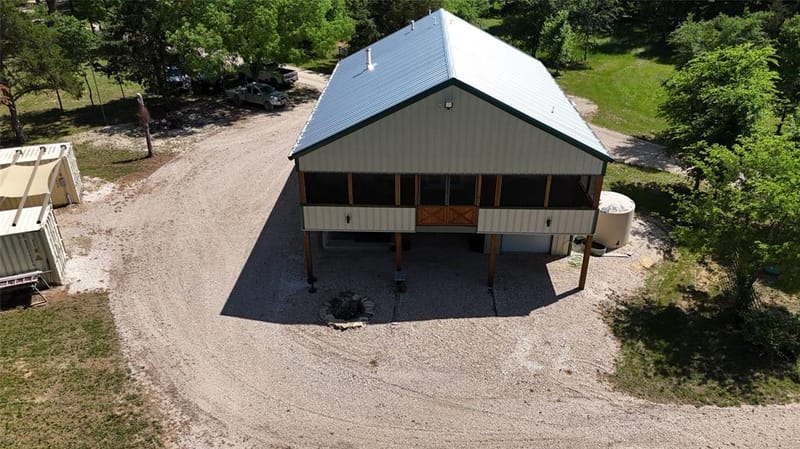 9439 County Road 103, Whitesboro TX 76273 - Photo 21