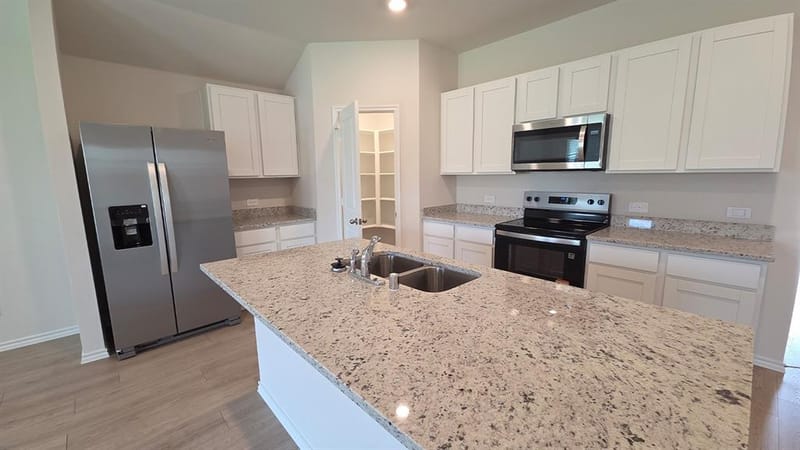 344 Whispering Pine Drive, Royse City TX 75189 - Photo 5