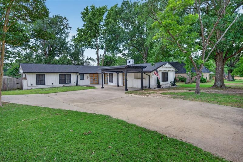 902 Ward Lane, Athens TX 75751