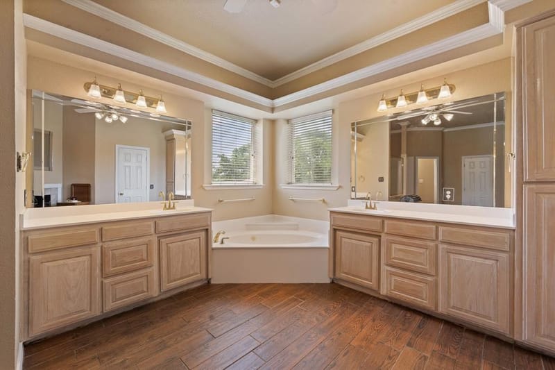 1701 W Lake Shore Drive, Alvarado TX 76009 - Photo 23
