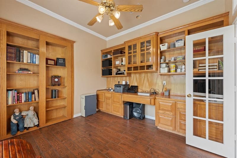 1701 W Lake Shore Drive, Alvarado TX 76009 - Photo 17