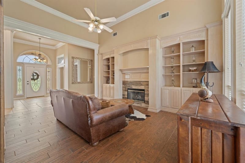 1701 W Lake Shore Drive, Alvarado TX 76009 - Photo 12